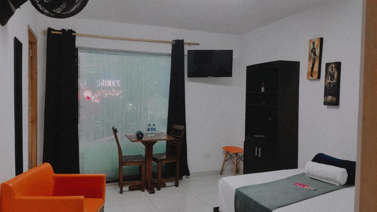 Lleras Place Hotel Medellin Bagian luar foto